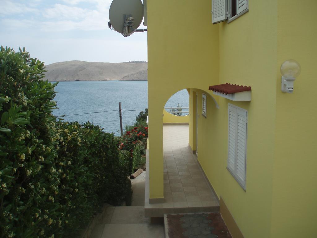 Apartments Roza Miskovici Exterior photo